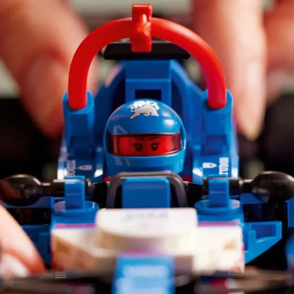 LEGO® Speed Champions: Visa Cash App RB VCARB 01 F1® závodní auto (77246) obrázek 5