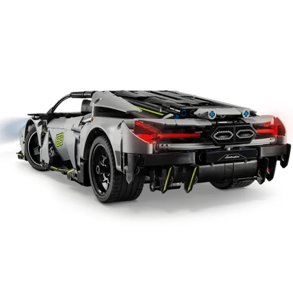LEGO® Technic: Lamborghini Revuelto supersportovní vůz (42214) obrázek 4