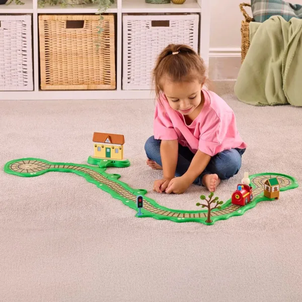 Peppa prasátko Whizz-Around Králíček Rebeka s červeným vlakem herní sada obrázek 4