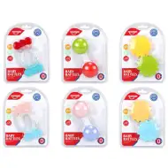 Barevné dětské chrastítko v několika variantách