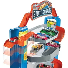 Hot Wheels Kaskadérská garáž s dráhou a autíčkem - Mattel obrázek 3