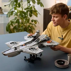 LEGO® Marvel: S.H.I.E.L.D. létající letadlová loď (76354) obrázek 7