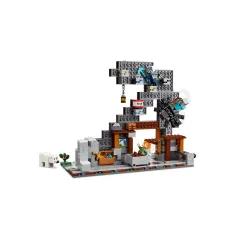 LEGO® Minecraft: Těžební důl s krumpáčem (21277) obrázek 4