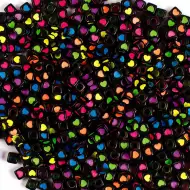 PlayBox: Černá plastová sada korálků ve tvaru srdce, 300 kusů.