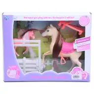 Sada na hraní s koněm s ohradou a sedlem