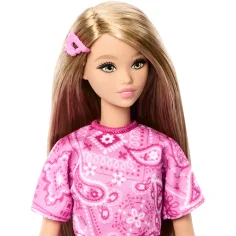Barbie: Fashionista Přítelkyně stylová módní panenka v růžovém šátkovém vzoru - Mattel obrázek 3