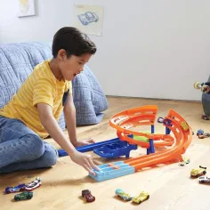 Hot Wheels: Dvoubarevná závodní dráha se 2 závodními auty - Mattel obrázek 6