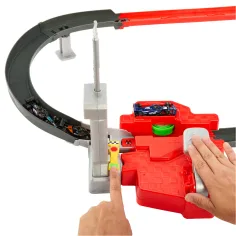 Hot Wheels: Sada závodní dráhy Formule 1 Sprint – Mattel obrázek 4