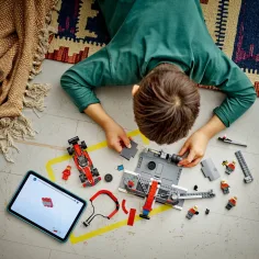 LEGO® City: F1®-ová boxová dráha a personál s autem Ferrari (60443) obrázek 4