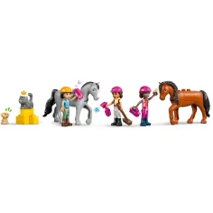 LEGO® Friends: Hřebčín a jezdecká škola (42688) obrázek 6