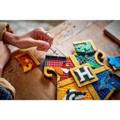 LEGO® Harry Potter™: Erb školy v Bradavicích (76462) obrázek 5