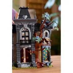 LEGO® Icons: Starostova rezidence (11383) obrázek 6