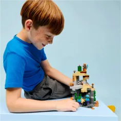 LEGO® Minecraft: Zombikazamata (21587) obrázek 4