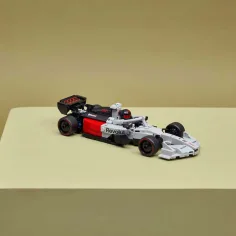 LEGO® Speed Champions: Audi Revolut F1® Team R26 závodní auto (77259) obrázek 6