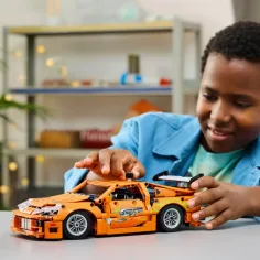 LEGO® Technic: Rychlí a zběsilí Toyota Supra MK4 (42204) obrázek 4