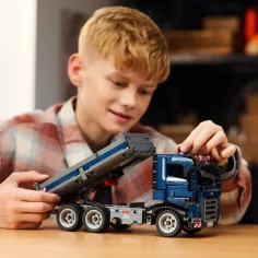 LEGO® Technic: Sklápěcí nákladní auto (42203) obrázek 4