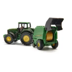 SIKU traktor John Deere s balíkovacím zařízením 1/72 obrázek 2