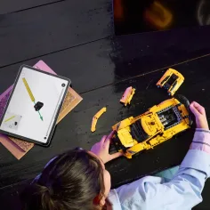 LEGO® Technic: Chevrolet Corvette Stingray (42205) obrázek 3