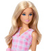 Barbie: Fashionista kamarádky stylová módní panenka ve sádře v růžových kostkovaných šatech – Mattel